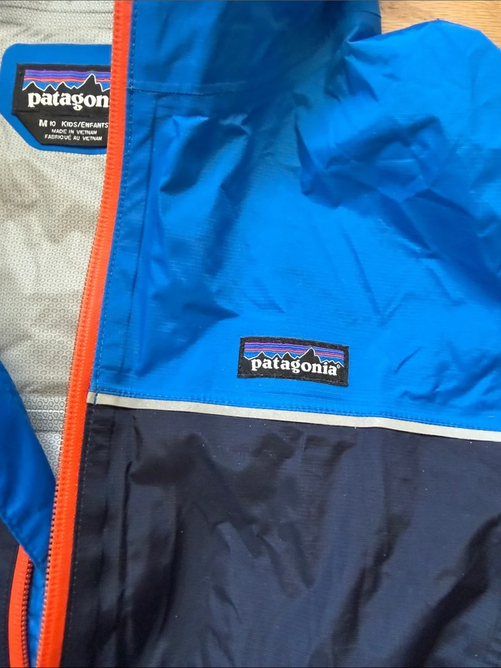 Patagonia Blue/Navy Boys' Torrentshell Rain Jacket with Orange Zipper Sz M (10)